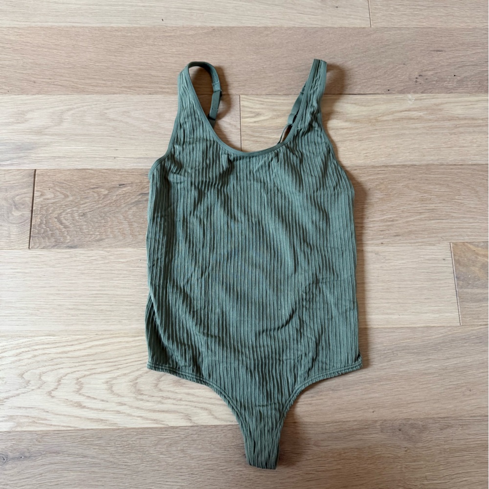 Aerie Plunge Low-Back Sleeveless Bodysuit SIZE XXS